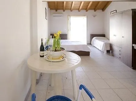 Hotel Come In Sicily - Naxos Bay Giardini Naxos